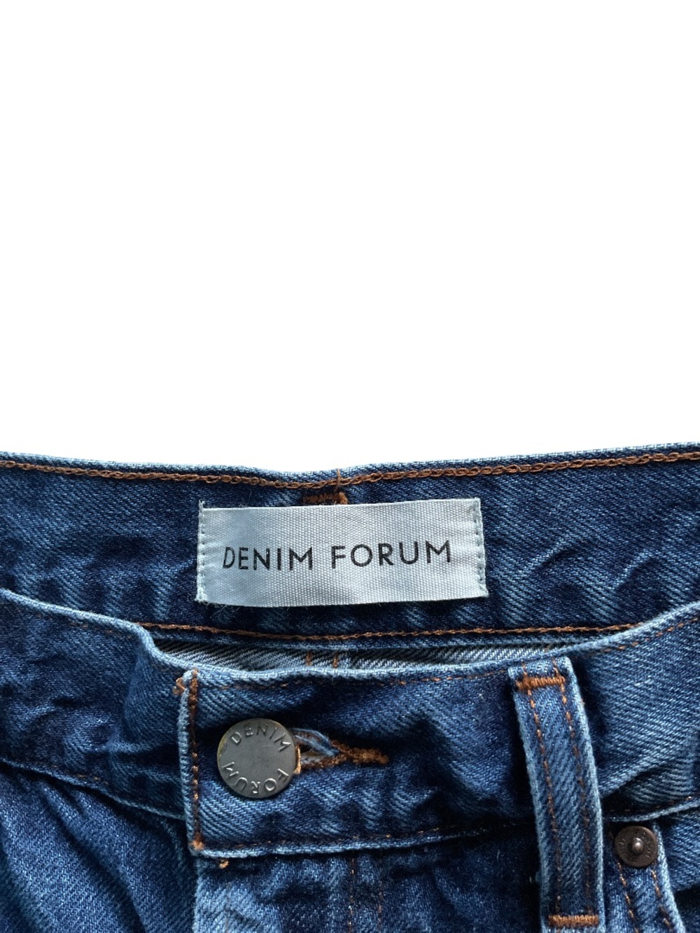Denim Forum The '90s Marlo Hi-Rise Baggy Jean, size 29 - Picture 8 of 16